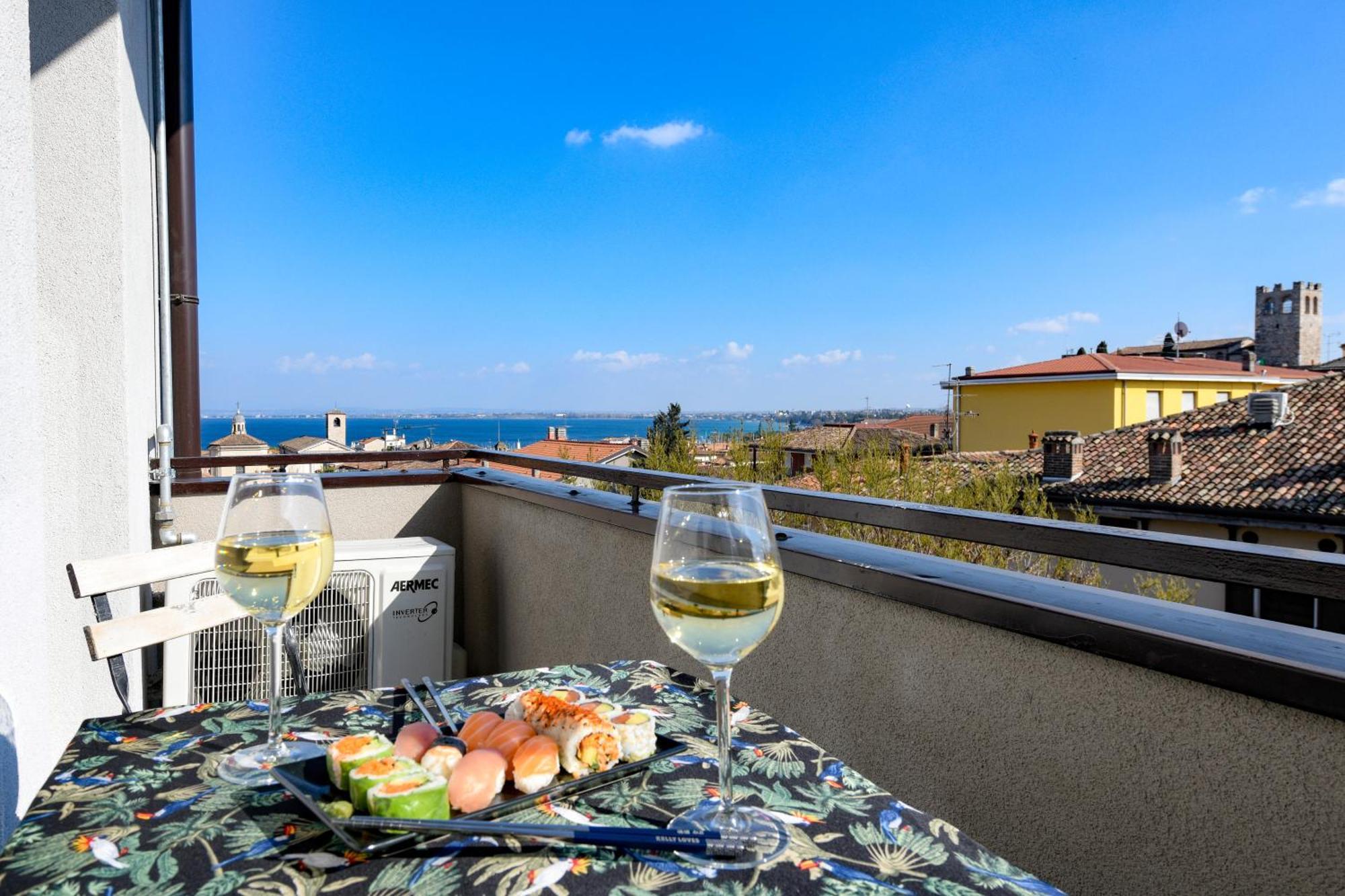 Desenzanoloft Official Partner Marriott Homes & Villas - Jack'S Penthouse Ντεζεντσάνο ντελ Γκάρντα Εξωτερικό φωτογραφία